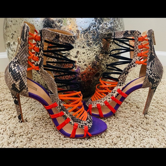 SCHUTZ Shoes - Schutz Ermanna sexy AF high heeled sandal